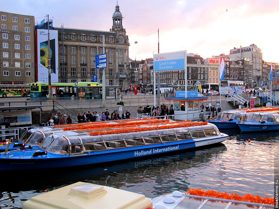 canal boat tour amsterdam фото
