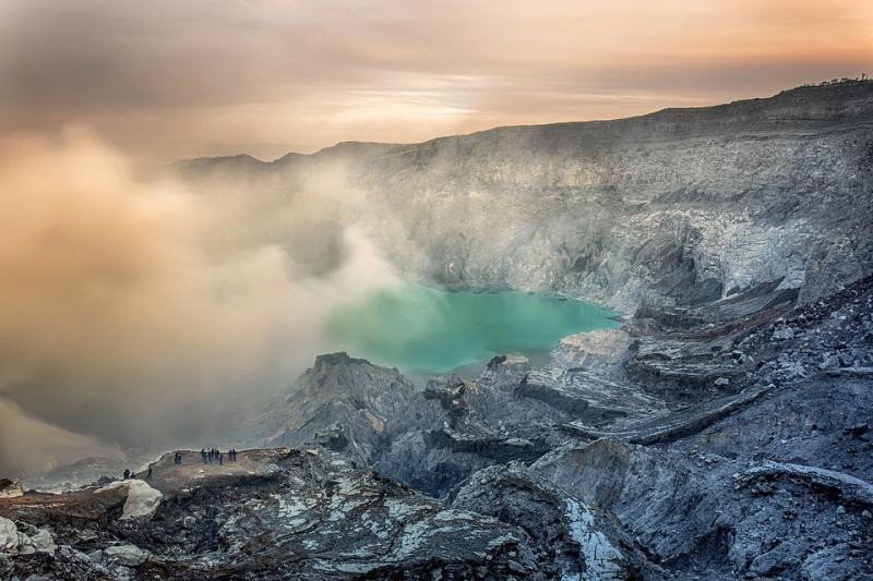 вулкан иджен фото
