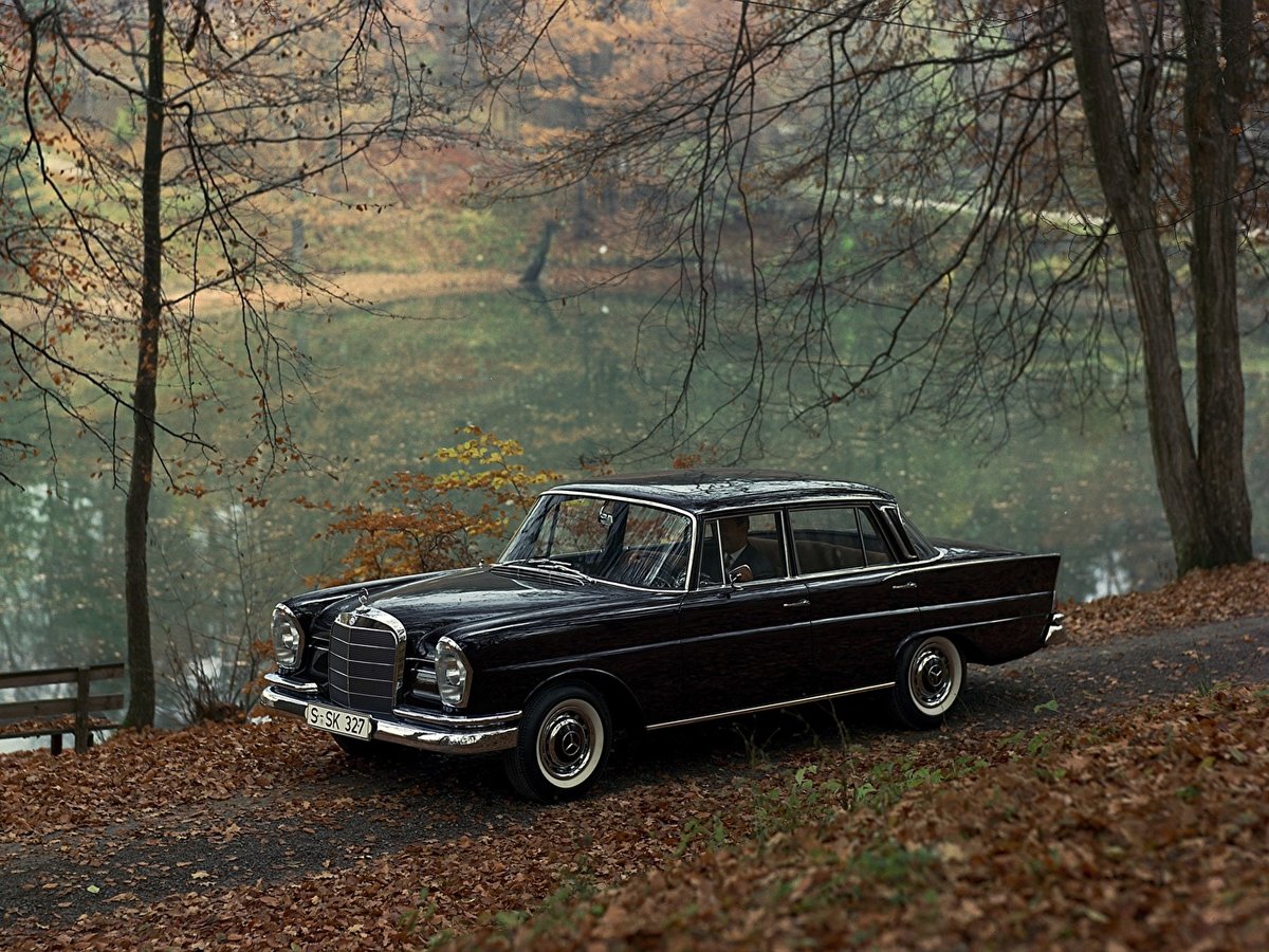 Фото мерседес w109