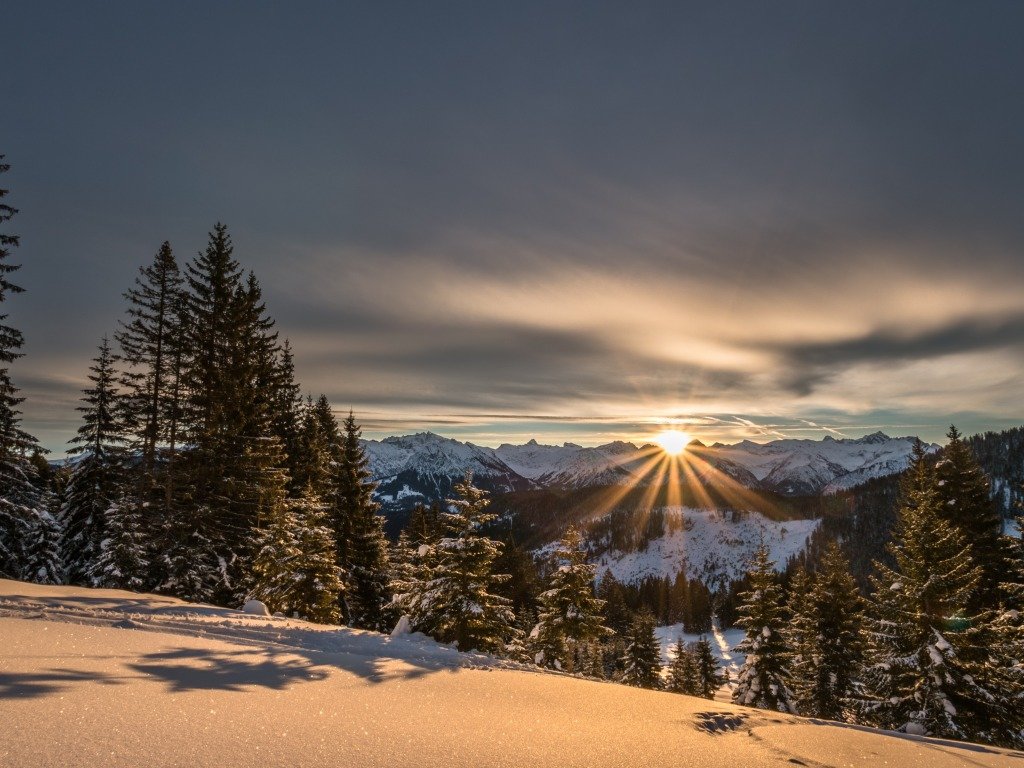 горы зима фото