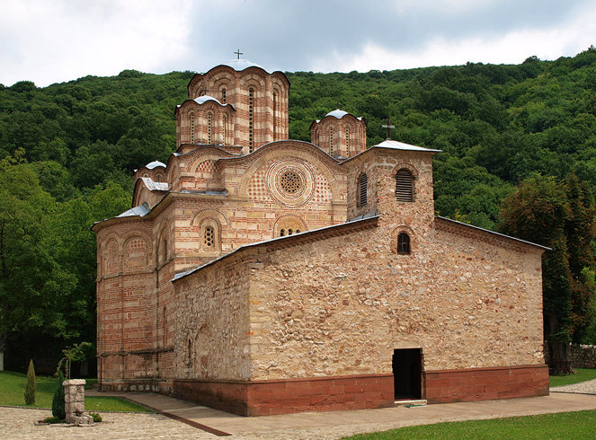 монастырь раваница сербия фото