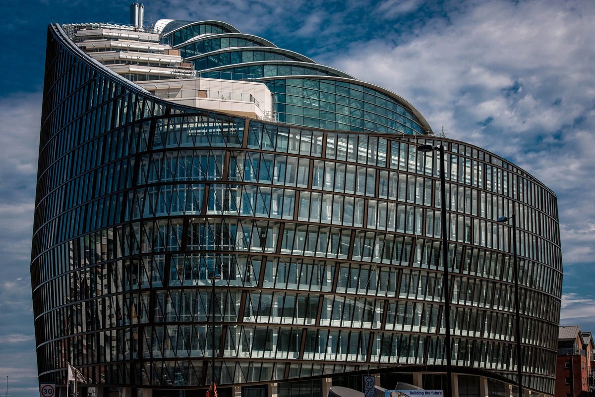 one angel square в манчестере фото