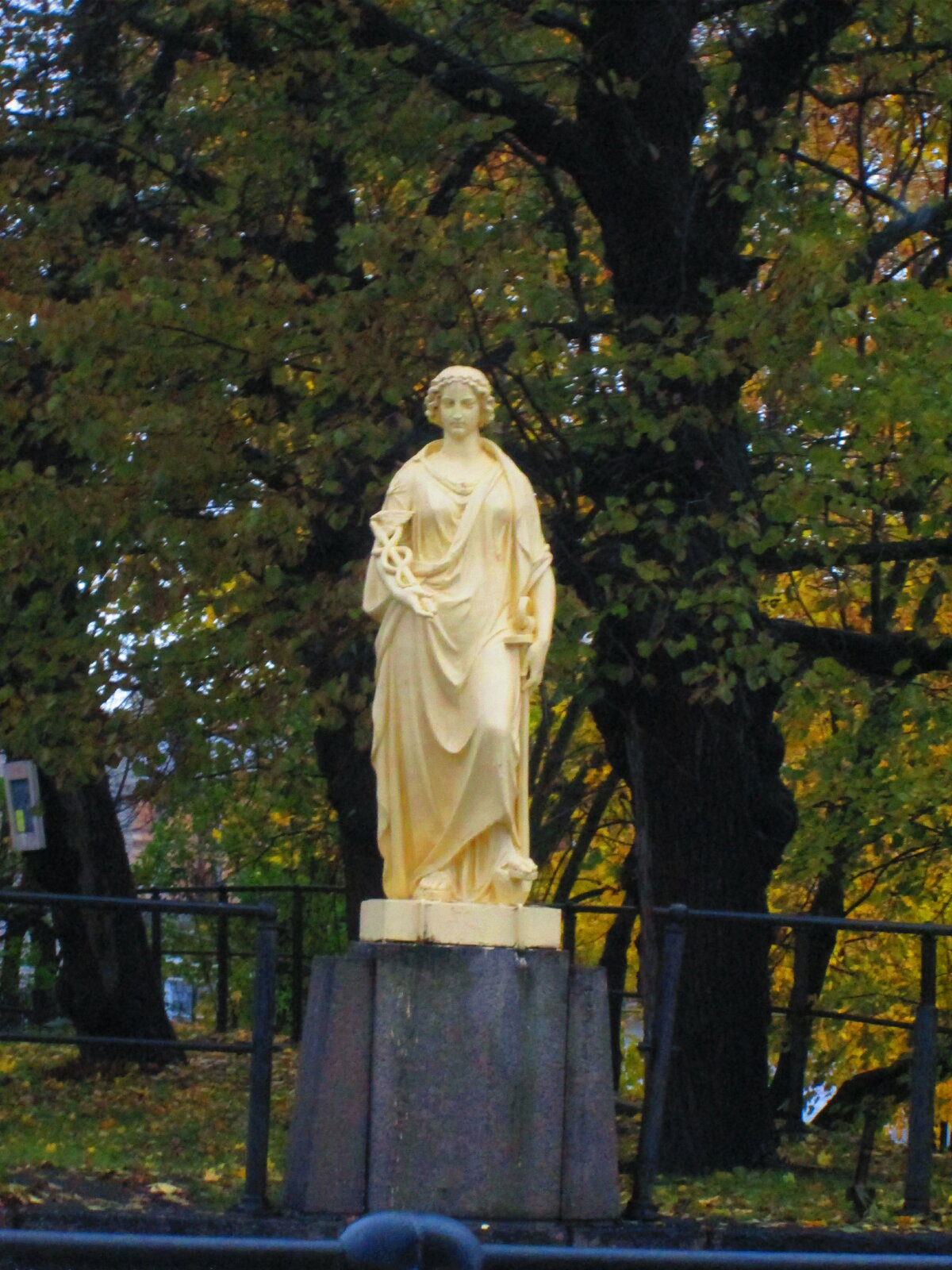 памятник сергию радонежскому в рязани фото