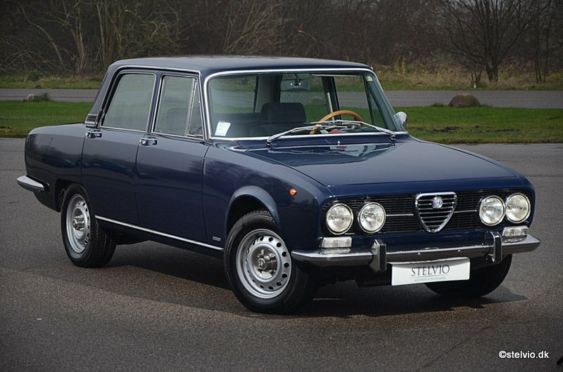 alfa romeo 2000 фото