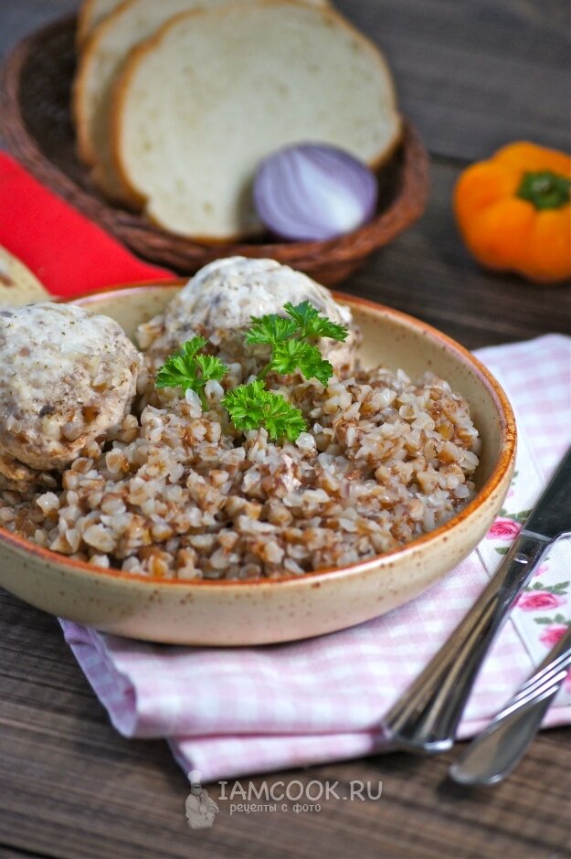 гречка с тефтелями фото