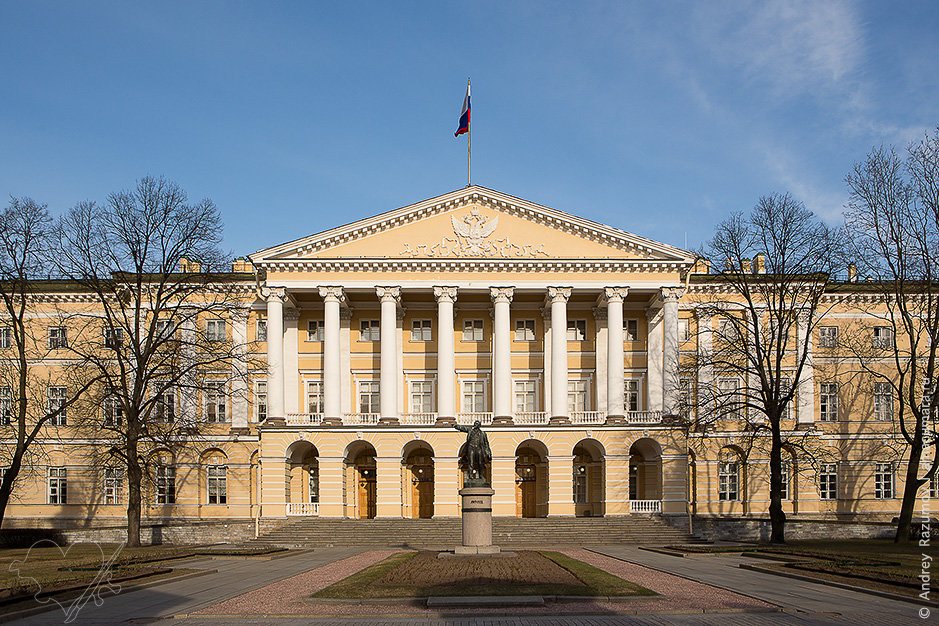 смольный кваренги фото