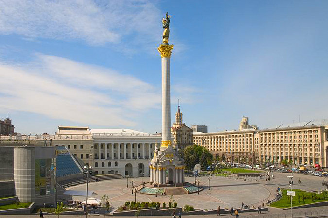 площадь независимости в киеве фото