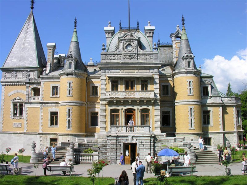 массандровский дворец ялта фото