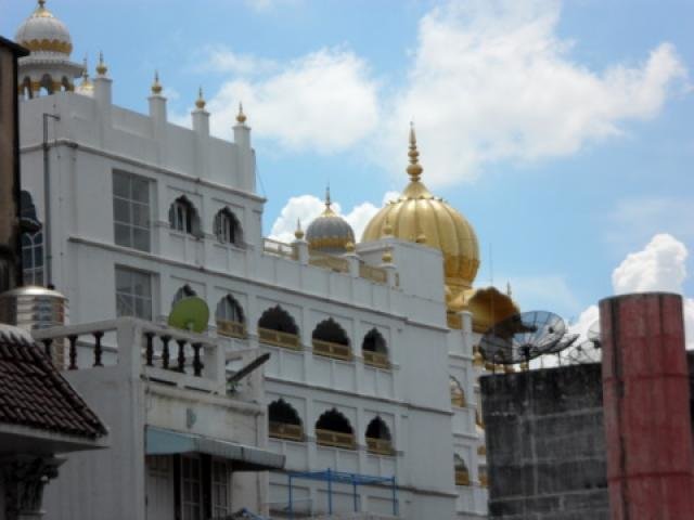 gurudwara sri guru singh sabha (гурудвара сикхов) фото