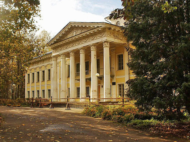 жиличи дворец булгаков фото