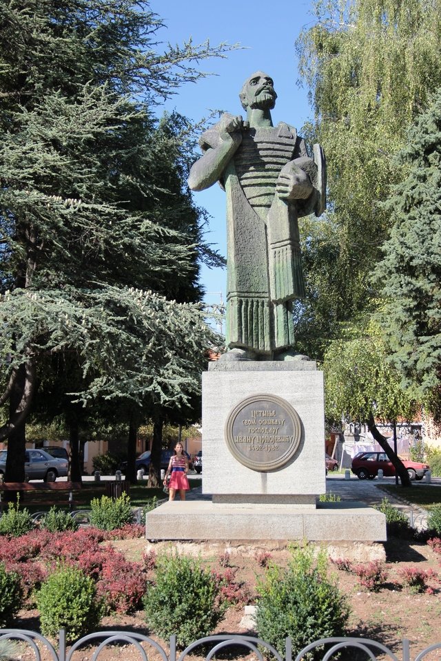 памятник ивану црноевичу фото