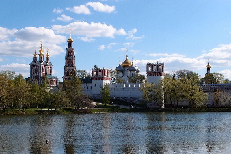 новодевичий монастырь в москве фото