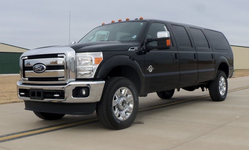 ford excursion фото