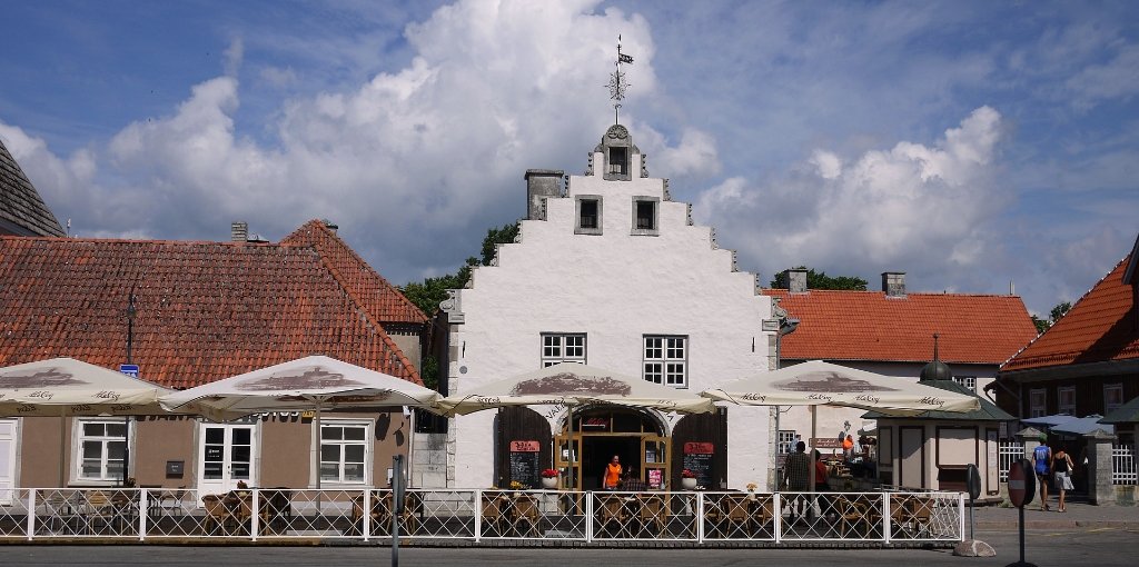 Kuressaare, Эстония фото