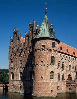 замок эгесков фото