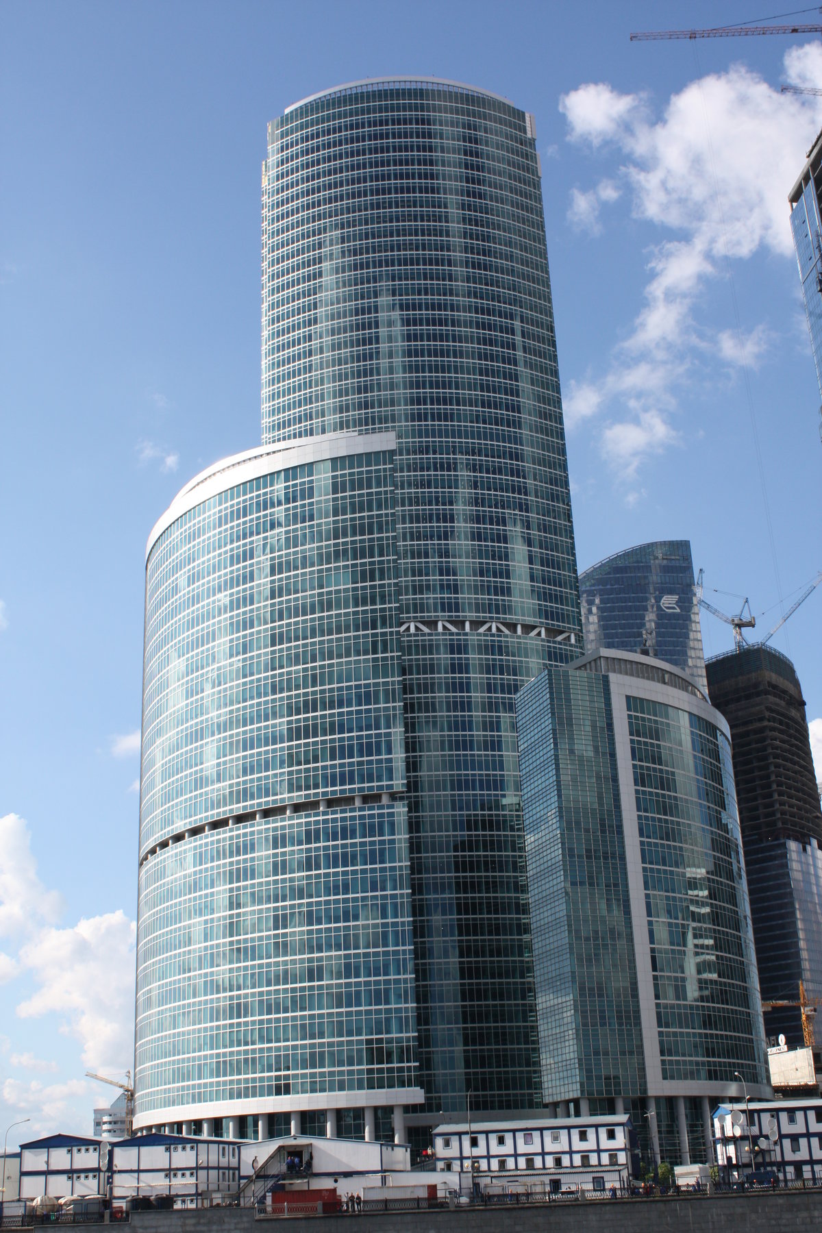 башня на набережной москва сити фото