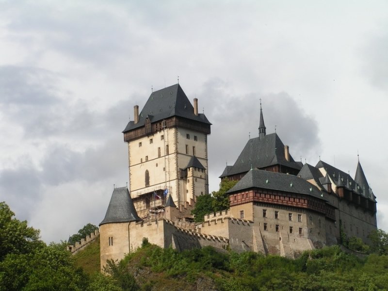 замок карлштейн фото