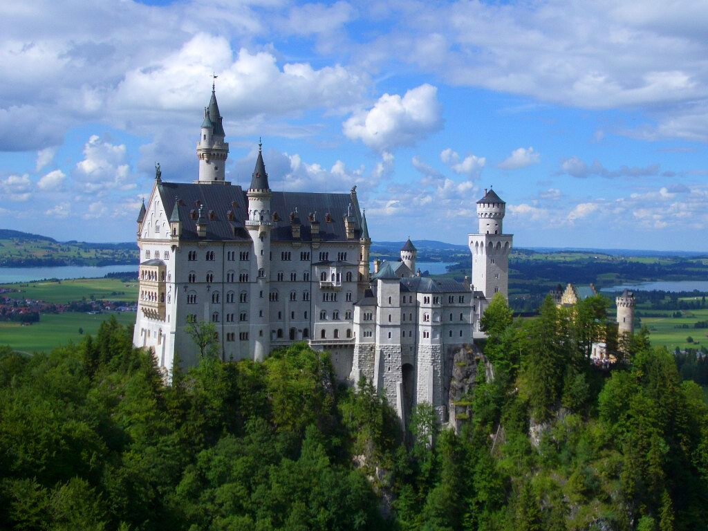 замок нойшванштайн германия фото