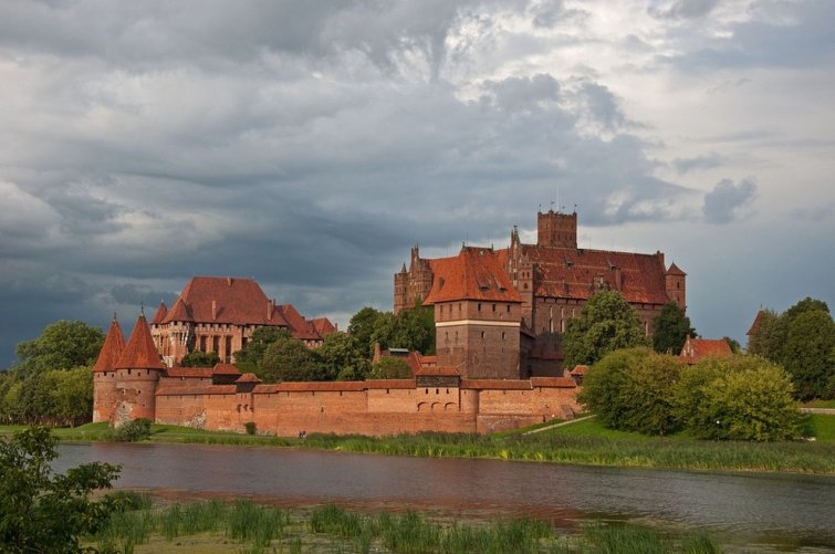замок мальборк польша фото