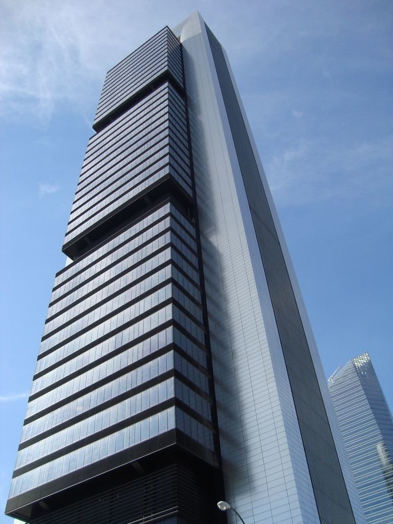 torre caja madrid фото