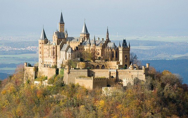 замок гогенцоллерн фото