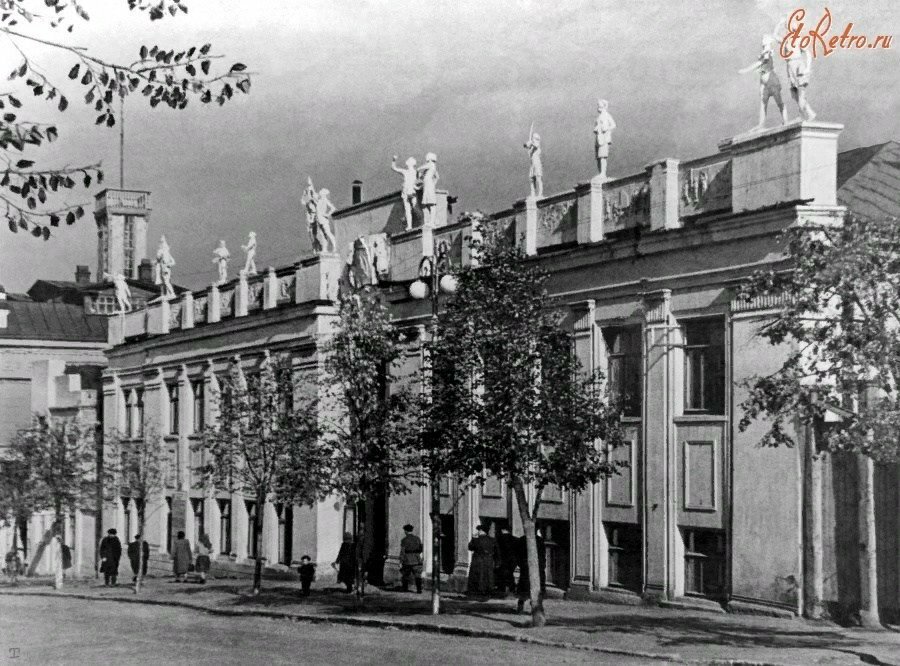 дворец пионеров купца ефремова в чебоксарах фото
