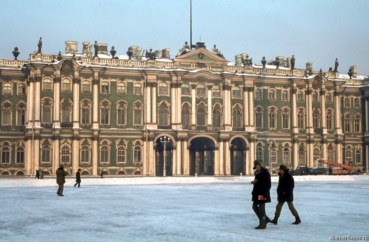 Дворцы ленинграда