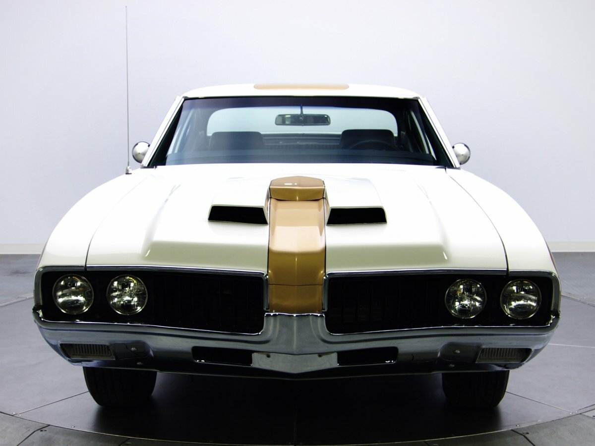 oldsmobile 442 hurst фото