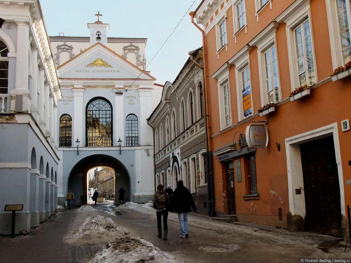 ворота аушрос вильнюс острая брама фото