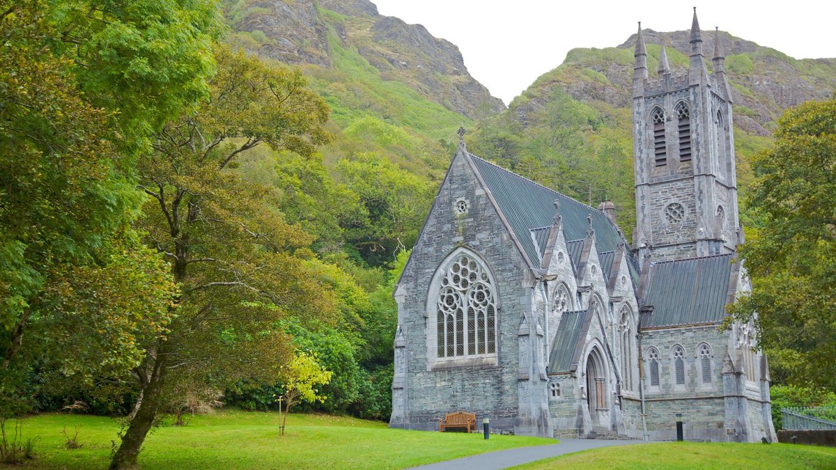 gothic church фото