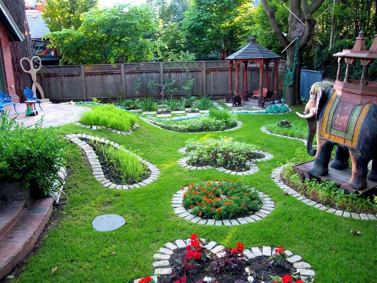 красиво оформить садовый участок своими руками