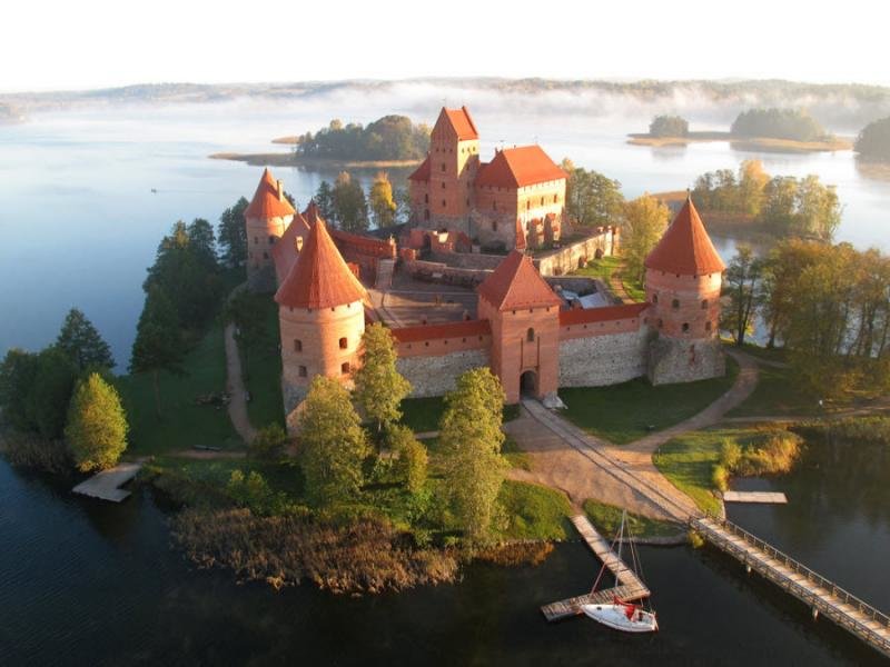 тракайский замок литва фото