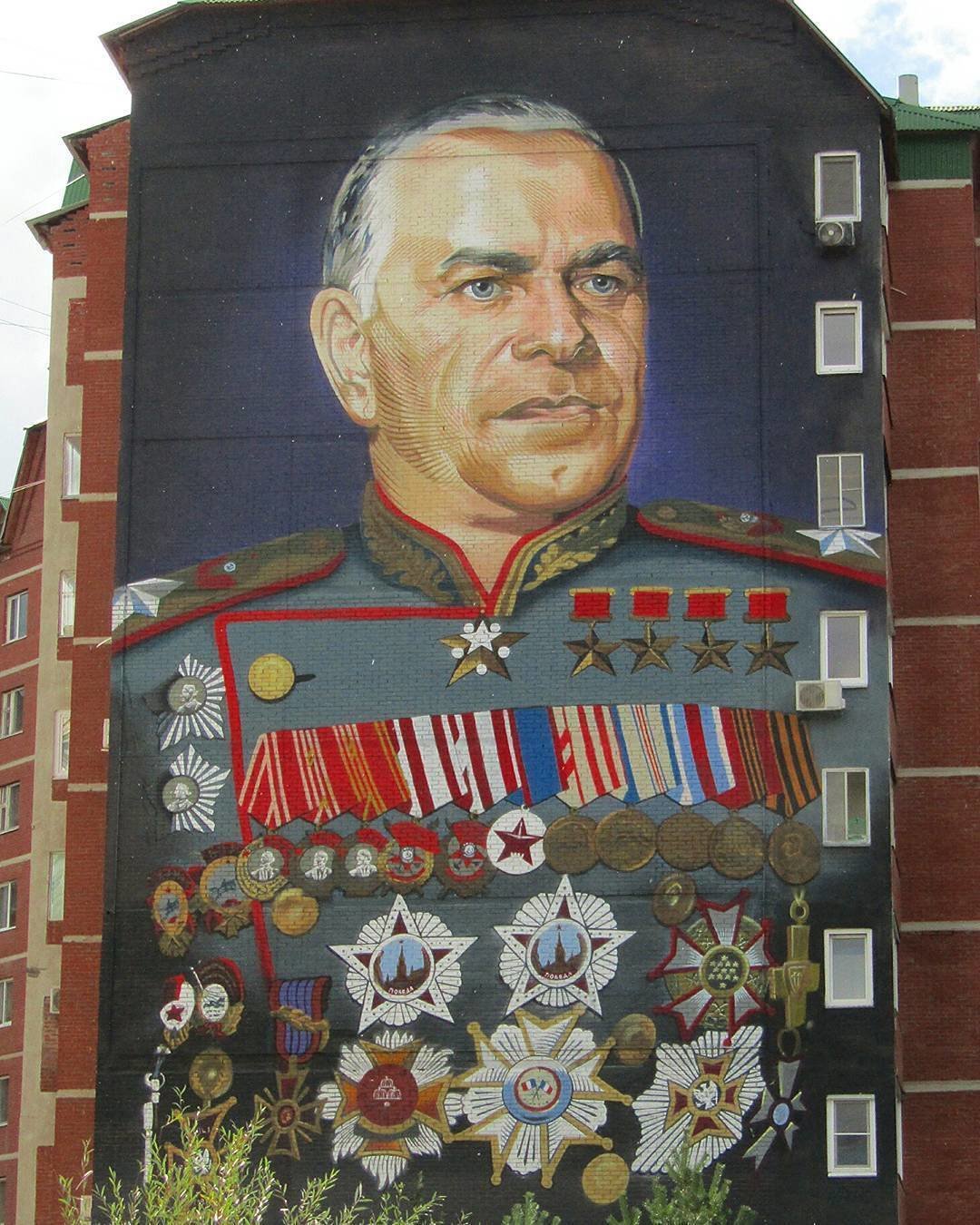 портрет жукова фото