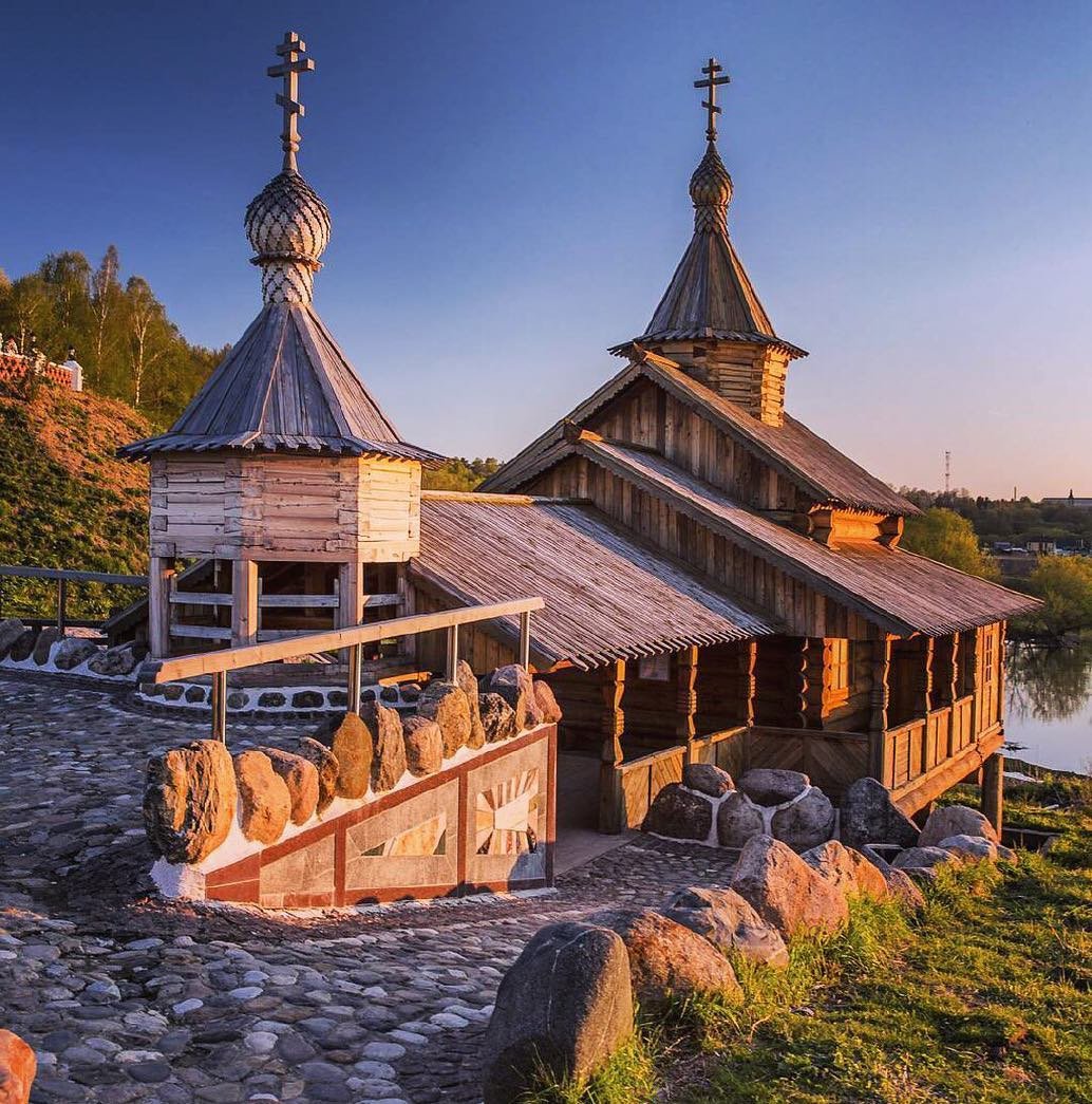 боровск деревянный храм фото