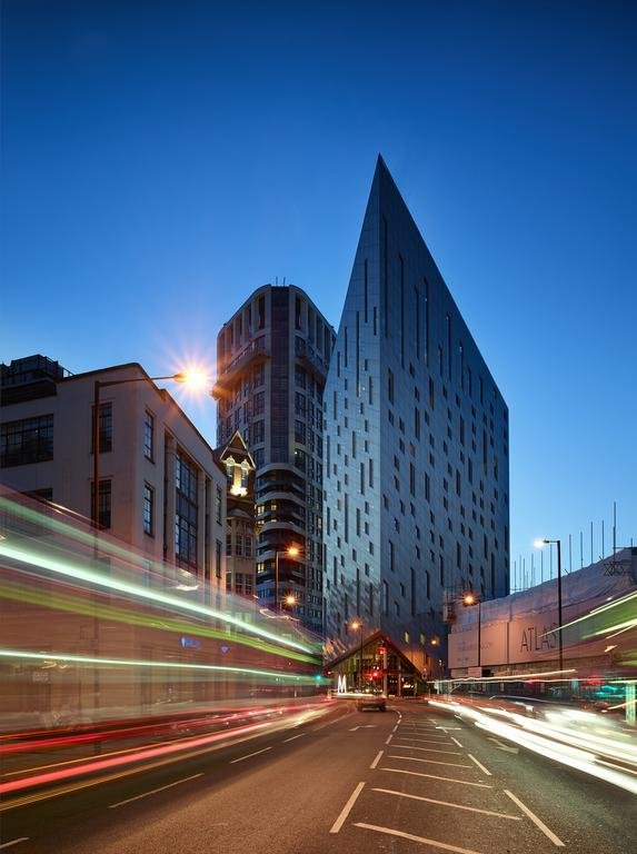 м by montcalm фото