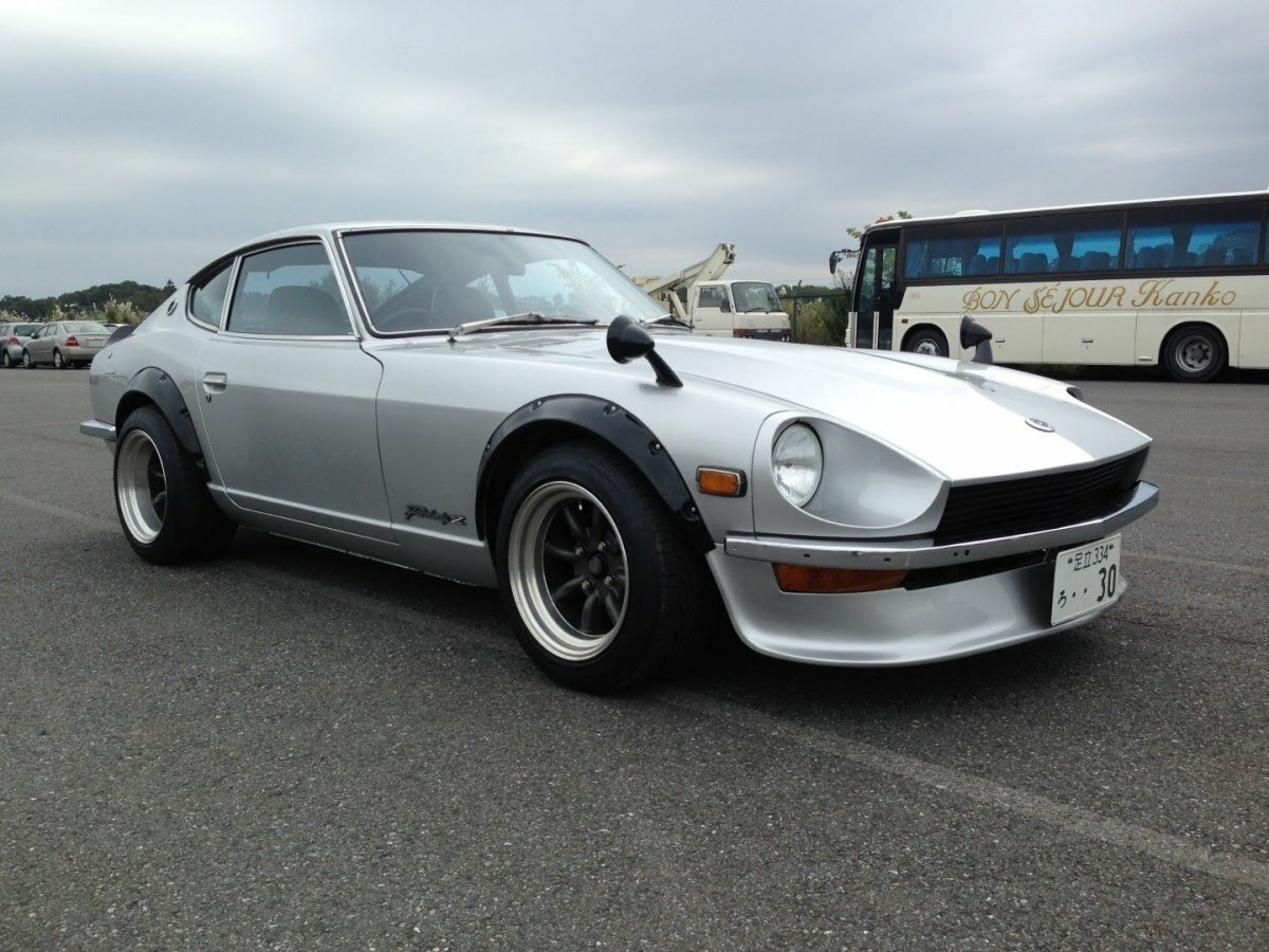 nissan 240z s30 фото