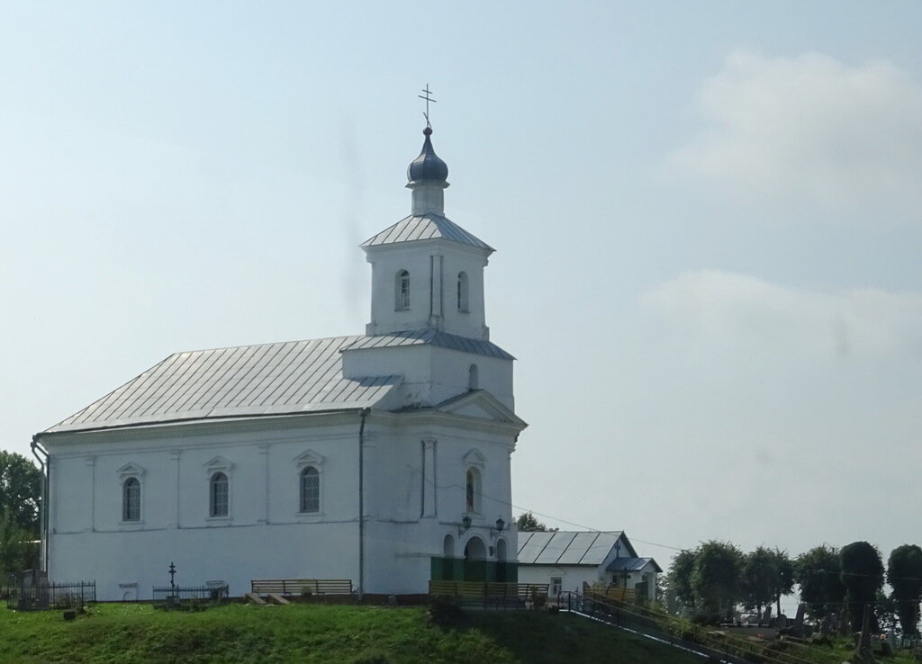 троицкая церковь в вондокурье фото