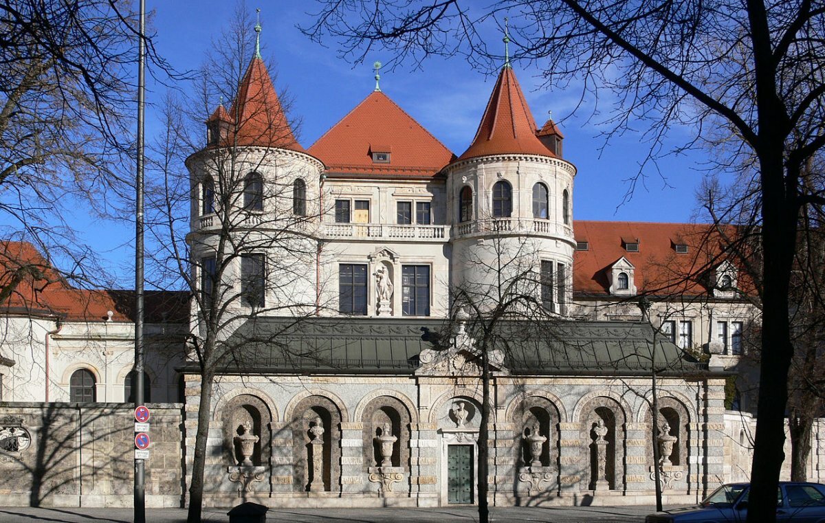 баварский национальный музей в германии фото