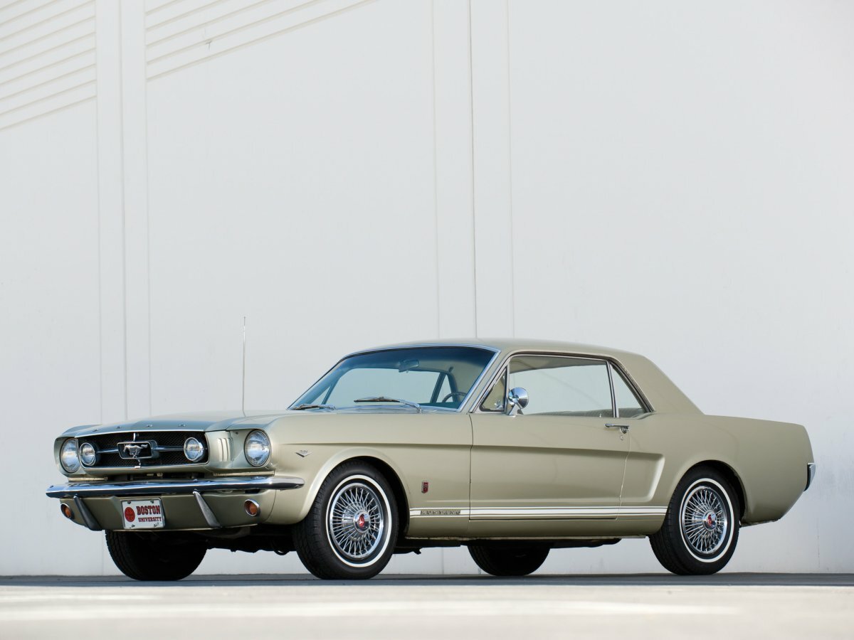 ford mustang фото