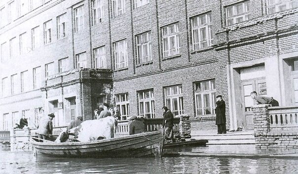 наводнение в москве в 1926 году фото