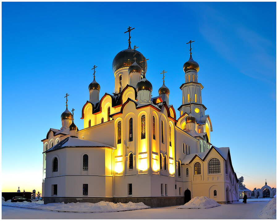 храм преображения господня сургут фото