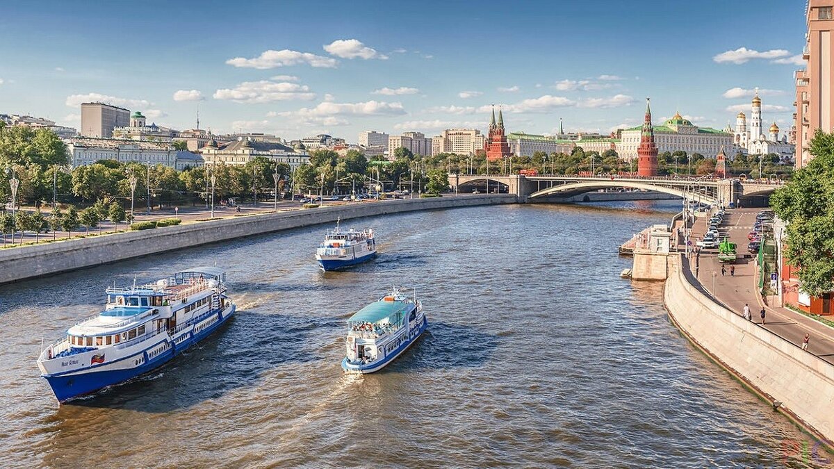 теплоходы на москве реке фото