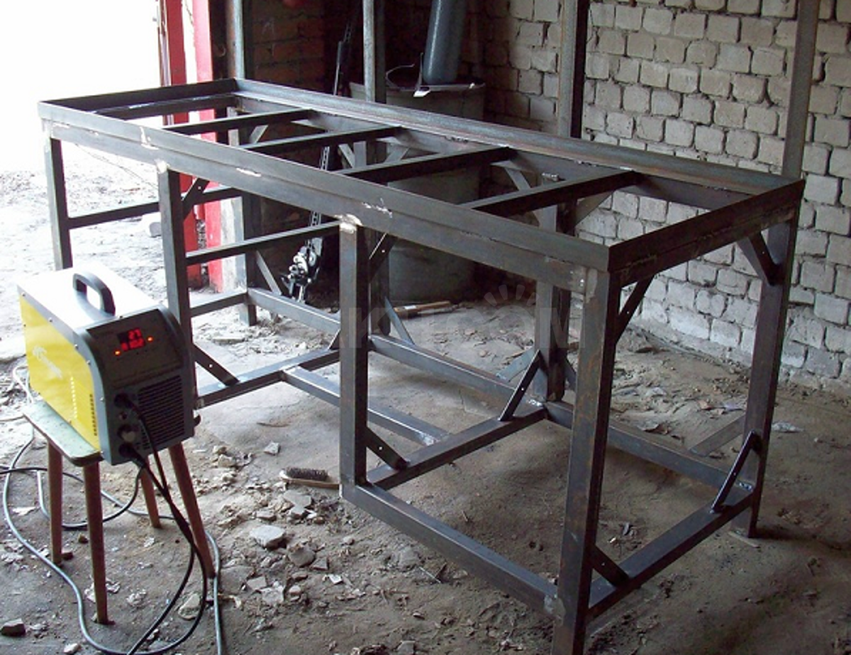 Верстак слесарный своими руками из профильной трубы фото чертежи