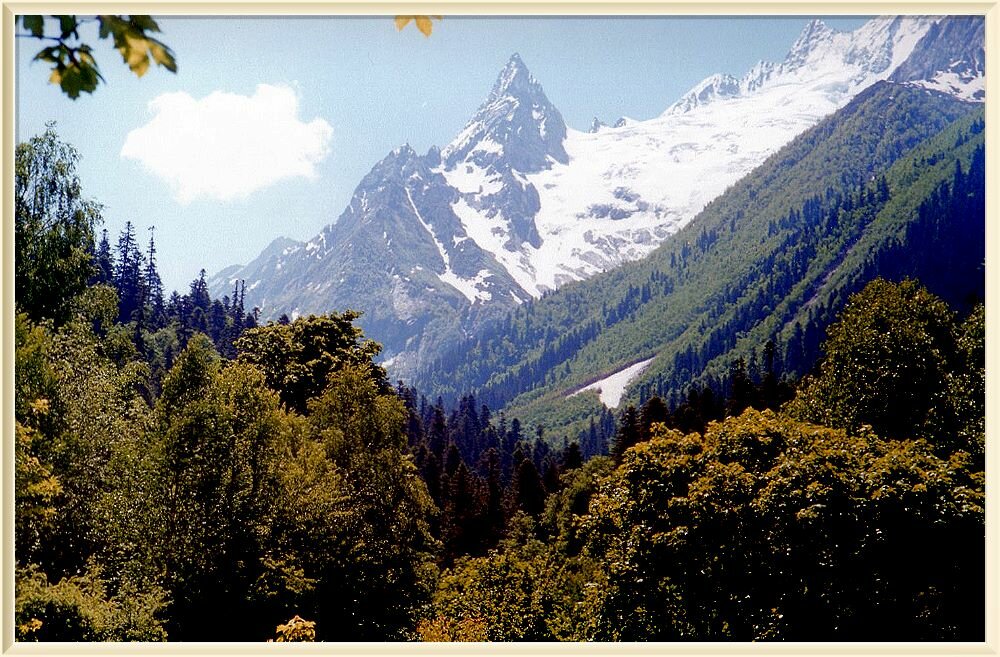 горы домбай фото