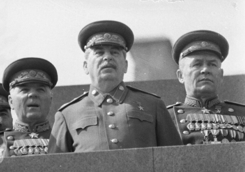 буденный на параде победы 1945 фото