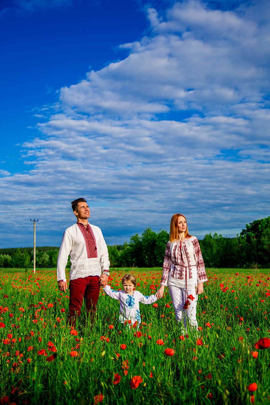 В маковом поле.