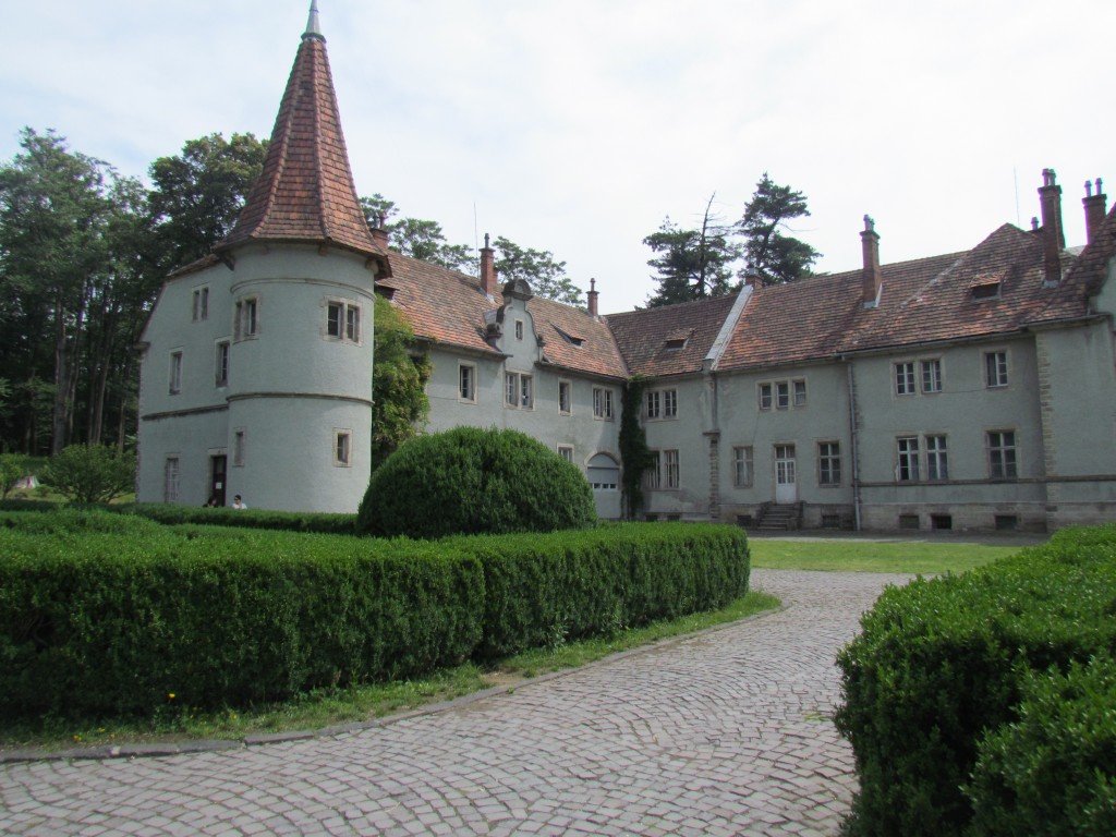 дворец шенборнов закарпатье фото