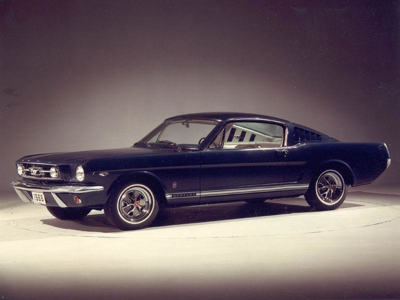 ford mustang фото