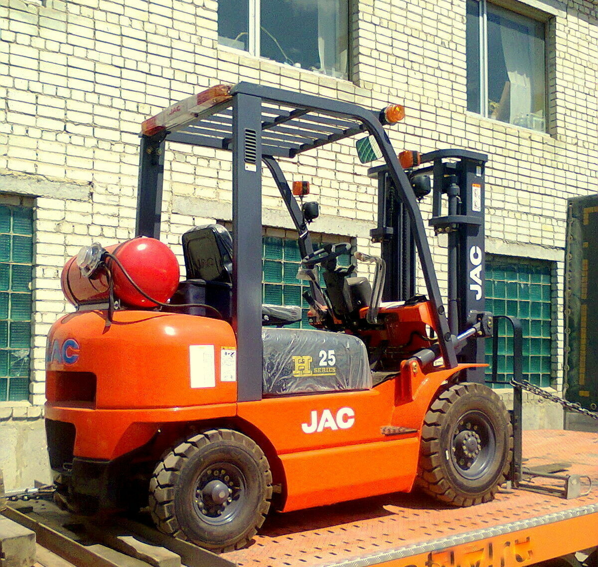 вилочный погрузчик jac cpcd 15 фото