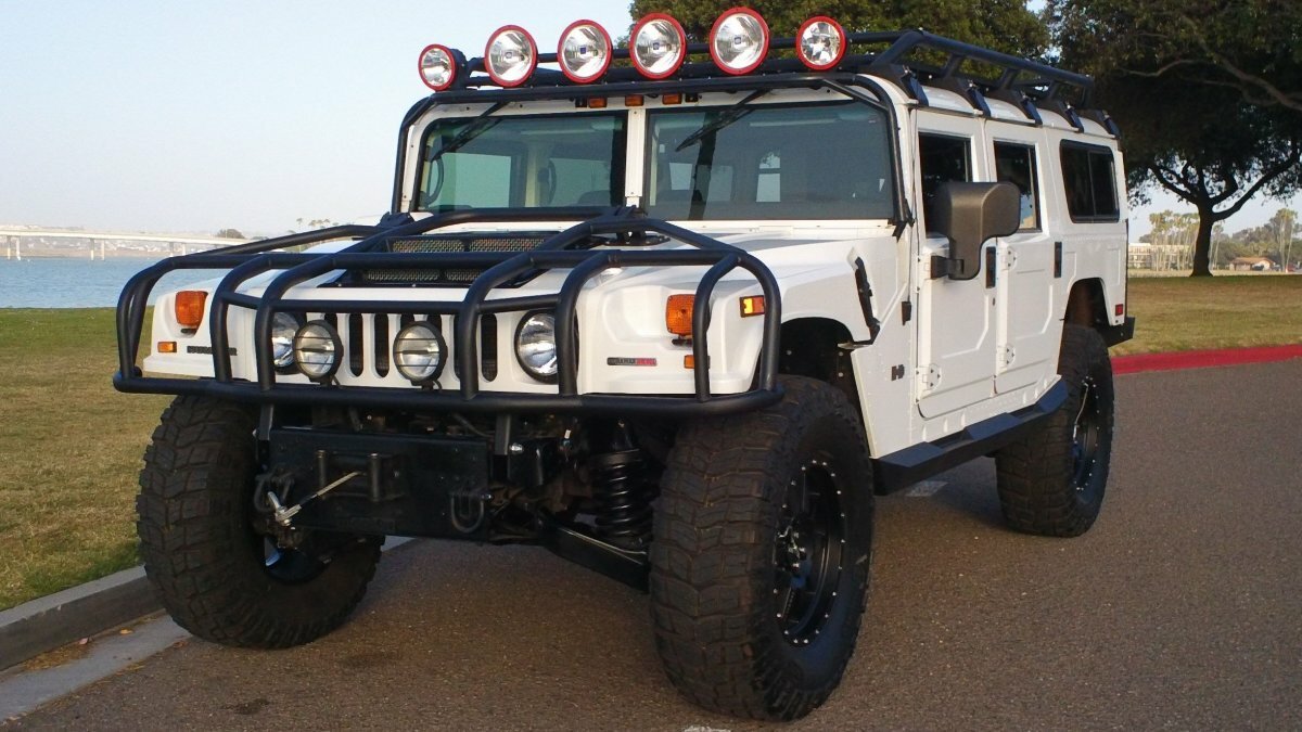 hummer h1 в москве фото